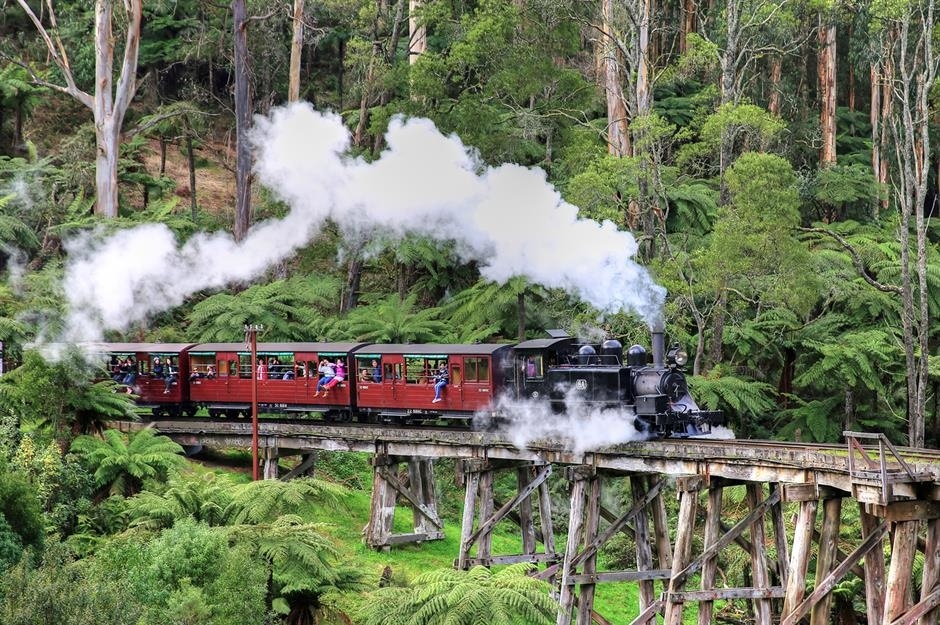 Trải nghiệm những chuyến tàu ngắm cảnh thơ mộng bậc nhất nước Úc - ảnh 1